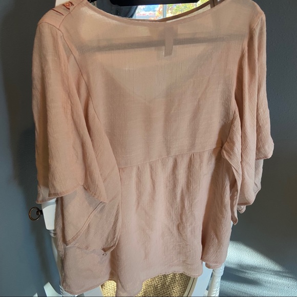 flowy peasant tops
